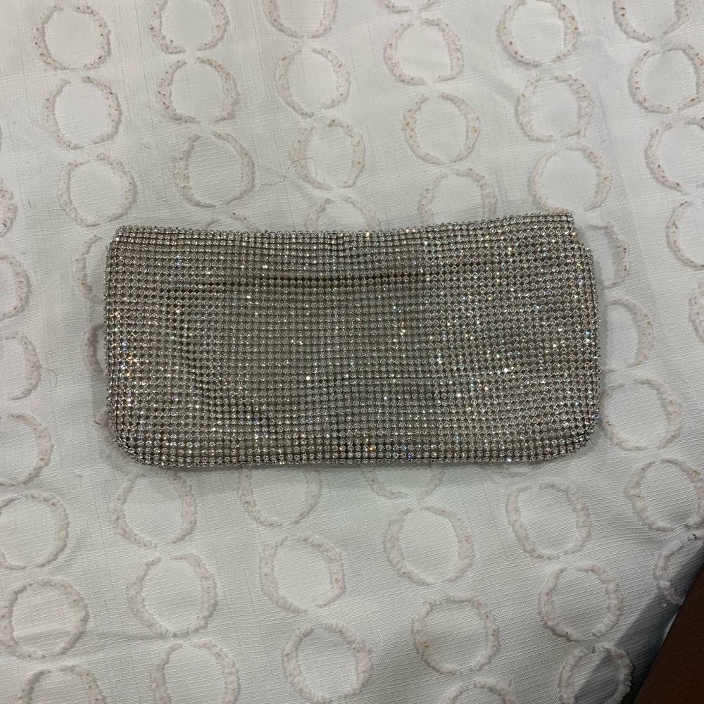 Silver clutch